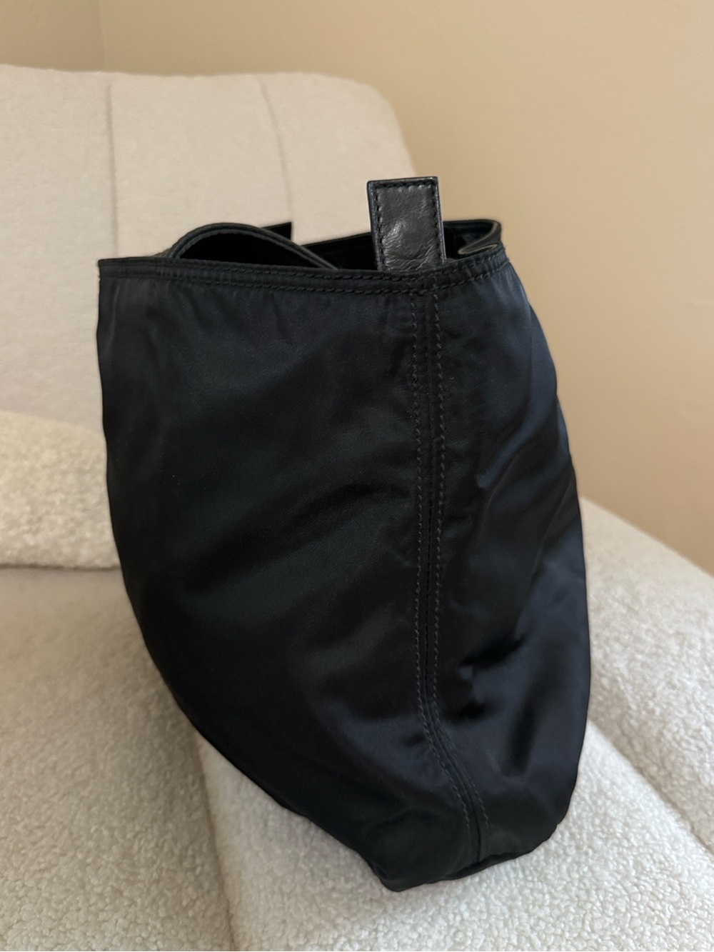 Vintage Prada Triangle Logo Tessuto Nylon Tote with Leather Handles Black - Picture 4 of 9